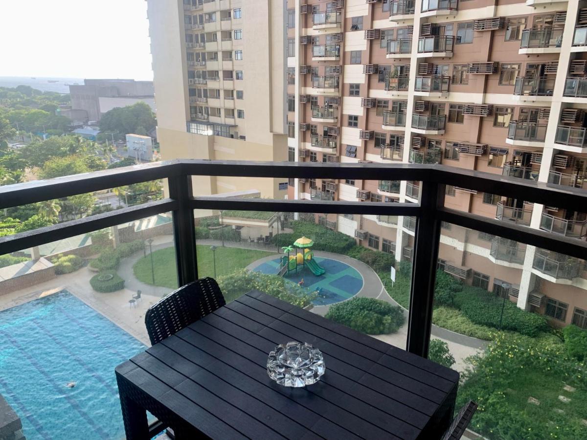 The Radiance Manila Bay Pasay Exterior foto