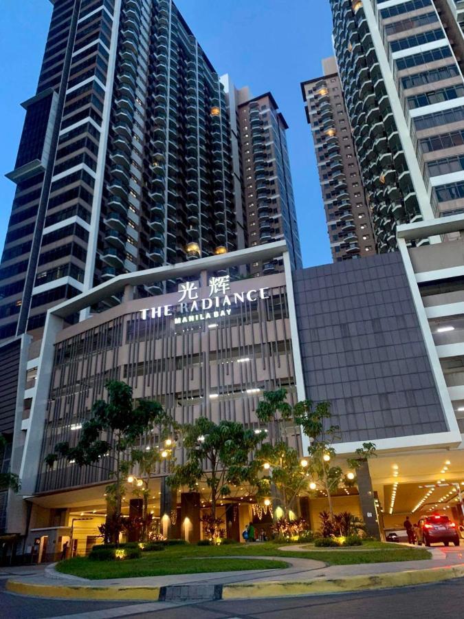 The Radiance Manila Bay Pasay Exterior foto