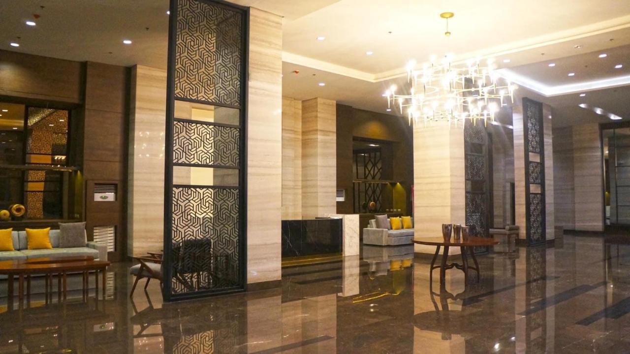 The Radiance Manila Bay Pasay Exterior foto